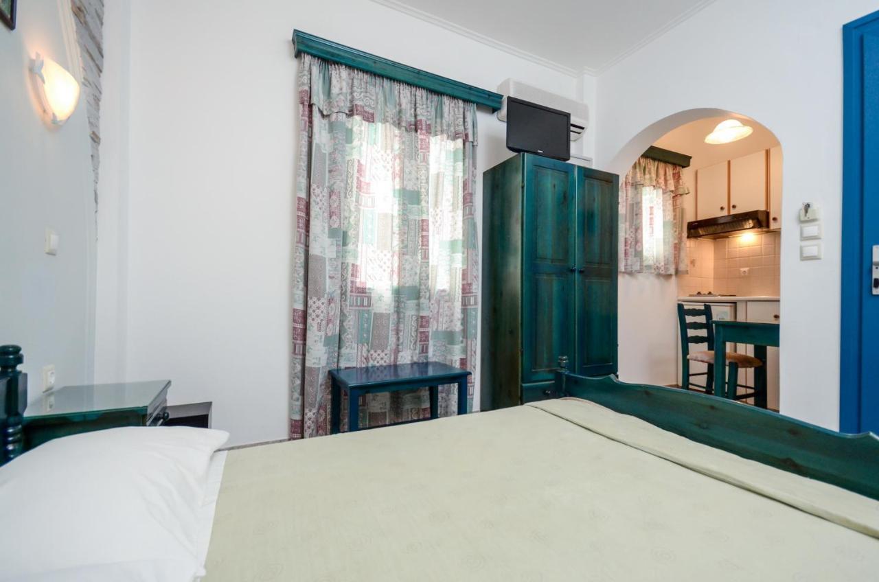 Polemis Studios & Apartments Agia Anna  Екстер'єр фото
