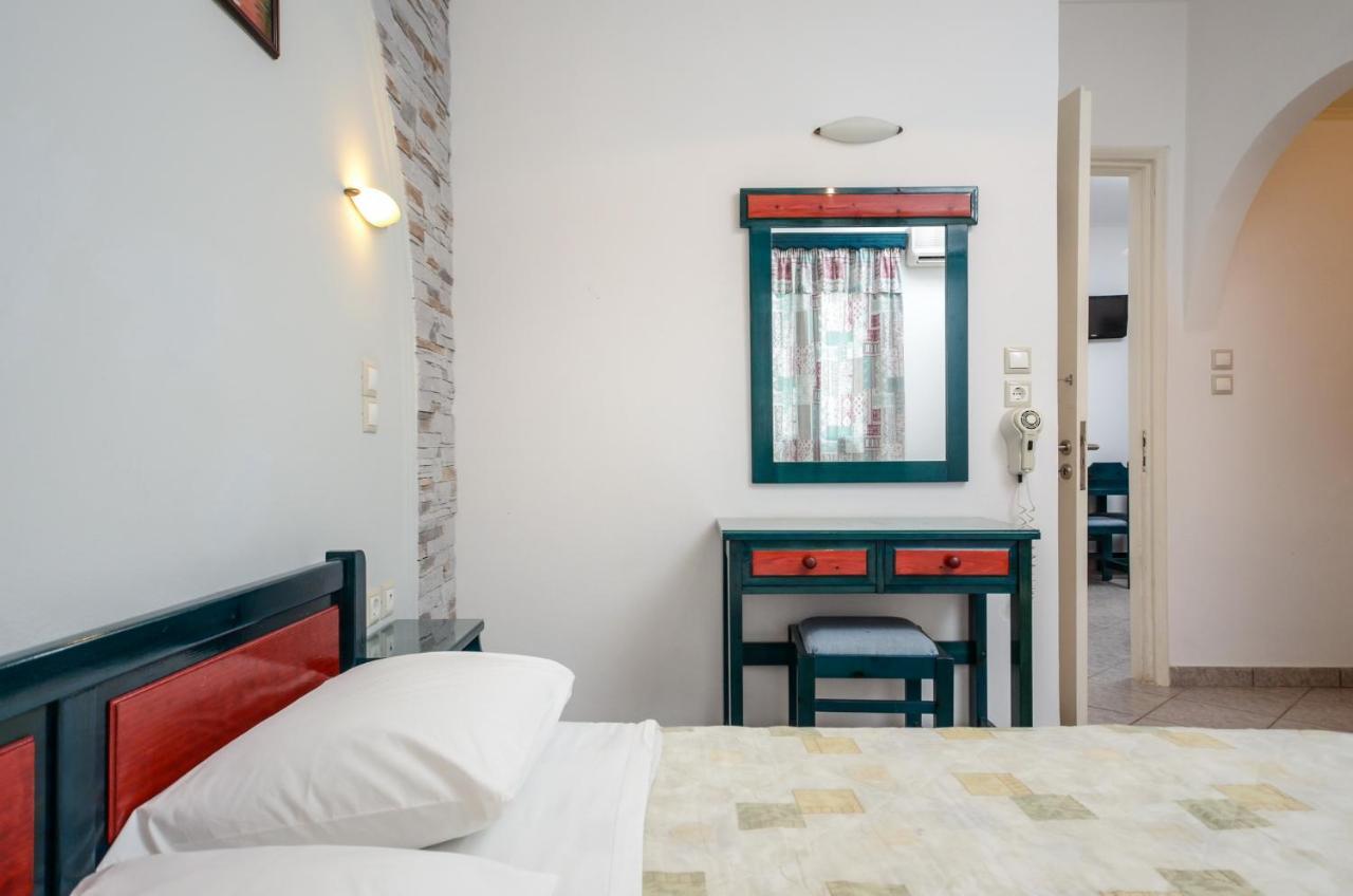 Polemis Studios & Apartments Agia Anna  Екстер'єр фото